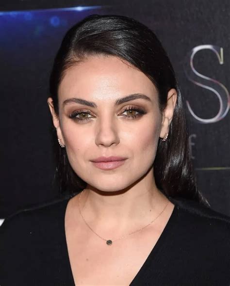 Mila Kunis Hairstyles Over The Years Dontlyme