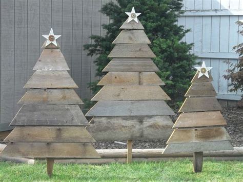 33 Ideas Of Wooden Christmas Tree For Backyard Ecstasycoffee