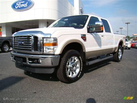 Are reviews modified or monitored before being published? 2010 White Platinum Tri-Coat Ford F250 Super Duty Lariat ...