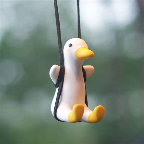 Swinging Duck Car Hanging Ornament Cute Car Hanging Accessories For Rear View