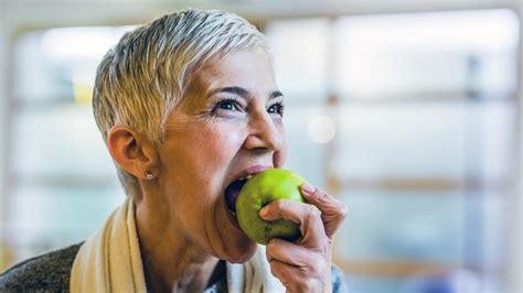 Apples Benefits Nutrition And Tips
