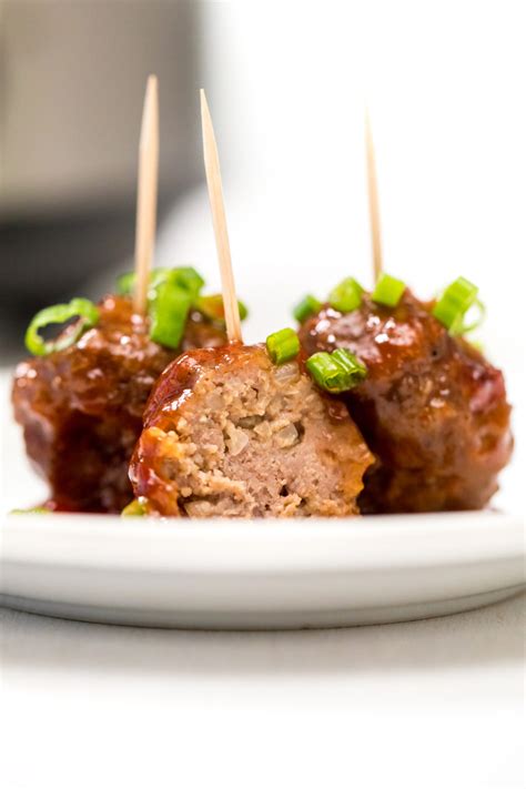 Beef Meatballs With Zesty Cranberry Cocktail Sauce
