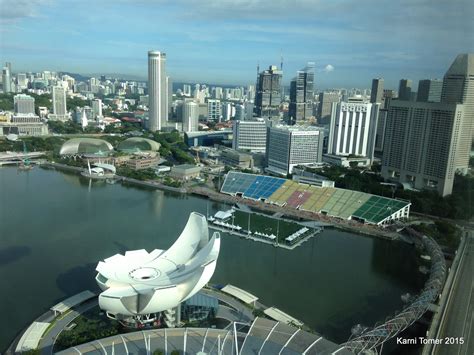 4 years ago it looks nice, but can the 8 yellow pieces keep the camera stably when you're sliding the camera? HIGHLIGHTS - Wok 'n' Stroll