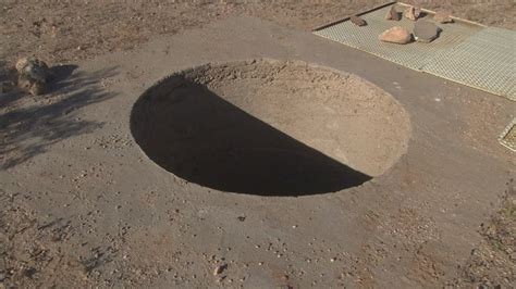 In The State Of Arizona Found A Mysterious Hole In The Ground Earth