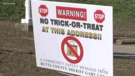 Wife Of Registered Sex Offender Says No Trick Or Treating Sign In