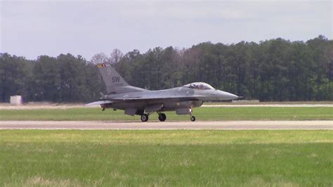 F 16 Viper Demonstration 2016 Shaw Air Expo Youtube