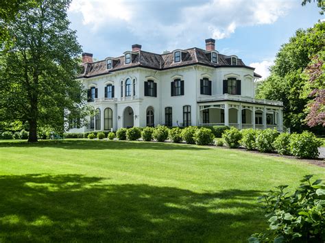 Filechepstow Mansion In Newport Rhode Island Wikipedia