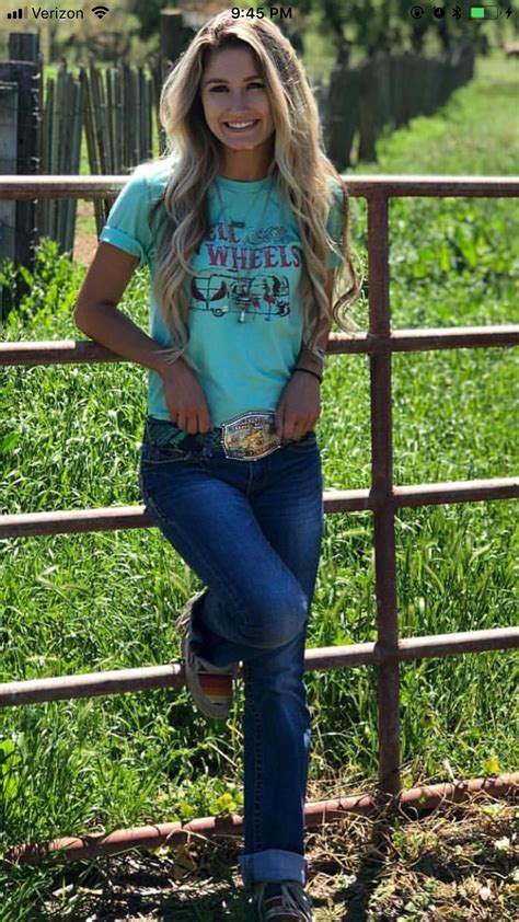 Pretty Cow Girl 😍😍😍😍 Cowgirl Style Outfits Country Style Outfits
