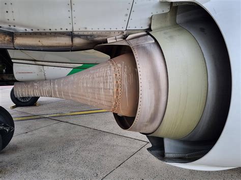 Boeing 737 What Are These White Drops On The Exhaust Plug Of A Cfm56