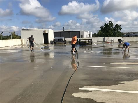 Houston Parking Lot And Parking Garage Pressure Washing Services