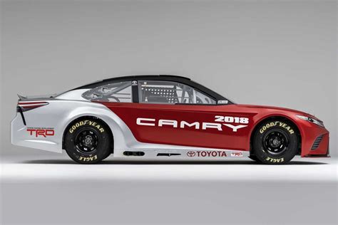 First Look New Toyota Nascar Race 🏁 Car Monday January 9 2017 The