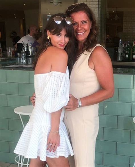 Brooke Vincent Instagram Coronation Street Babe Wows In Minidress Alongside Lookalike Mum