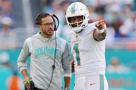 Dolphins Coach Reacts To Buffalo S Weather Forecast The Spun