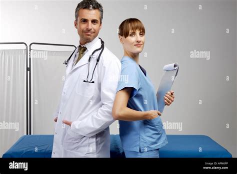 Male And Female Doctors Stock Photo Alamy
