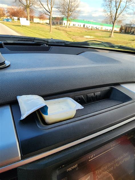 Just in case you didn't know, this is what this lil nook was made for