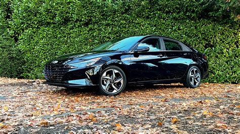 Used hyundai elantra for sale & salvage auction. Review update: 2021 Hyundai Elantra Hybrid gets 50 MPG, in ...