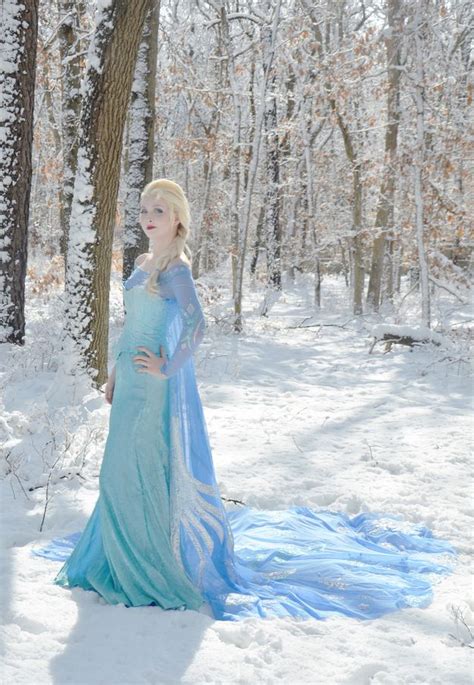 Elsa Din Frozen Exista Si In Realitate Cine E Tanara Care A Petrecut