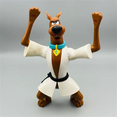 Cartoon Network Karate Scooby Doo Action Figure Series 2 Figurine