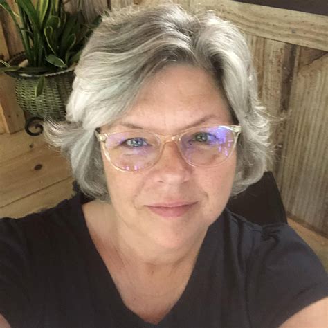 Coldwell Banker Bullard Realty - Stephanie Benefield - Realtor | Zebulon GA