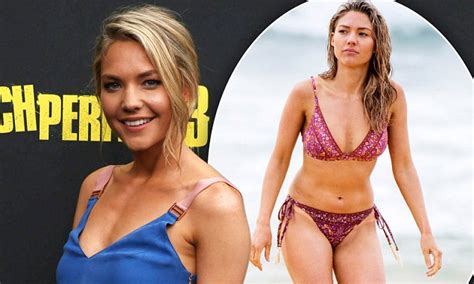 Sam Frost Still Feels Lucky To Score Home And Away Gig Daily Mail