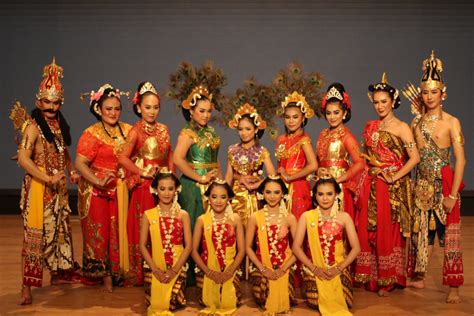 Tari Gambyong Properti | Ruang Ilmu