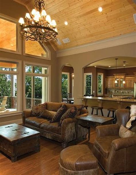 Incredible Living Room Vaulted Ceiling Wall Decorating Ideas 2022 The