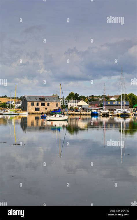 Millbrook Lake Cornwall Uk Stock Photo Alamy