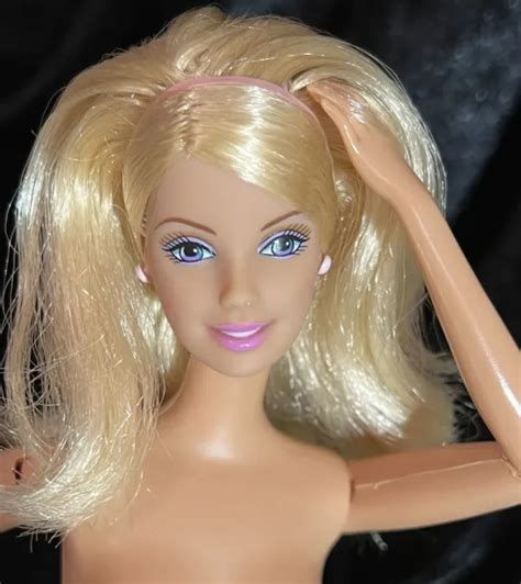 Blonde Hair Blue Eyes Bendable Knees Barbie Doll Mattel Nude For Ooak E Picclick