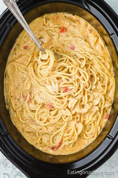 Crockpot Chicken Spaghetti Recipe Slow Cooker Cheesy Spaghetti