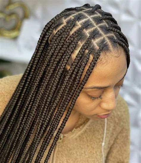 14 Most Popular Medium Box Braids Styles You Can Try In 2023