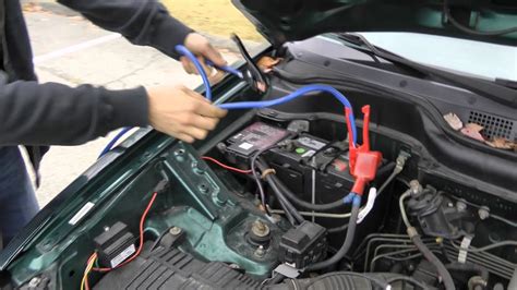 How To Jump Start A Car With Jumper Cables Youtube