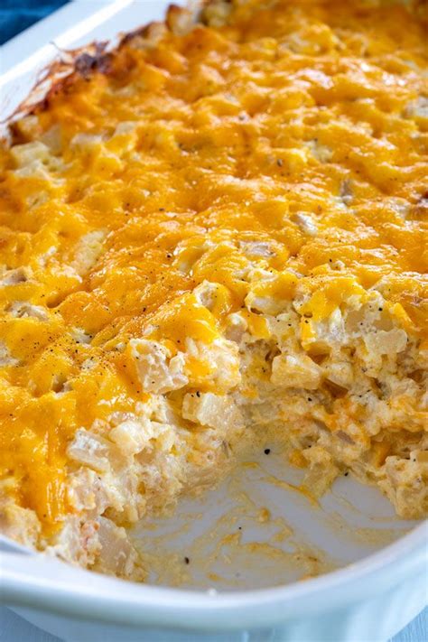 Easy Cheesy Hashbrown Potato Casserole For A Crowd With Sour Cream