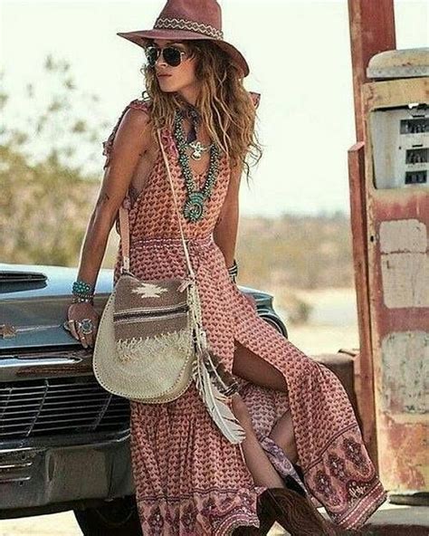 Trendy And Beautiful Bohemian Dressing Ideas Hippie Boho Gypsy