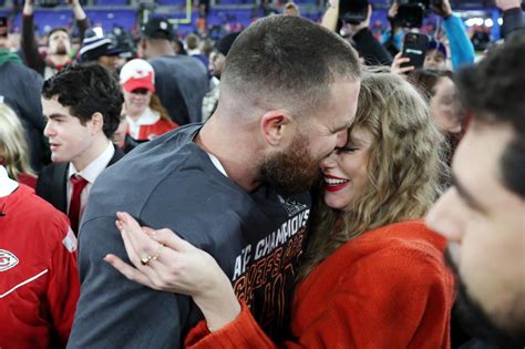 Taylor Swift Kisses Travis Kelce On Field After Chiefs Beat Ravens