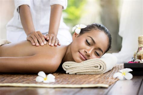 full body relaxing massage