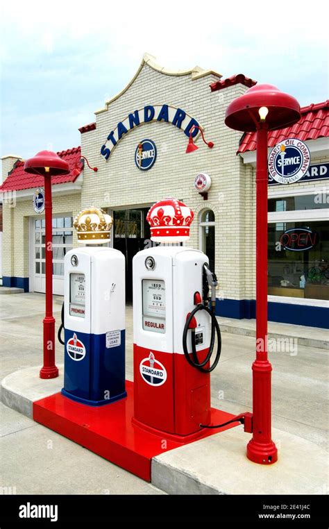 Vintage Old Standard Oil Gas Station In Port Huron Michigan Usa Stock Photo Alamy