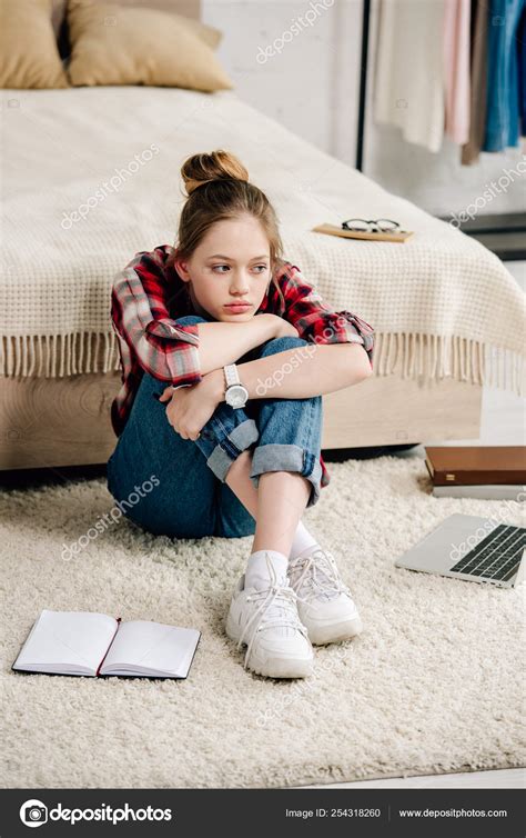 Bored Teenager Checkered Shirt Sitting Bed Embracing Knees — Stock
