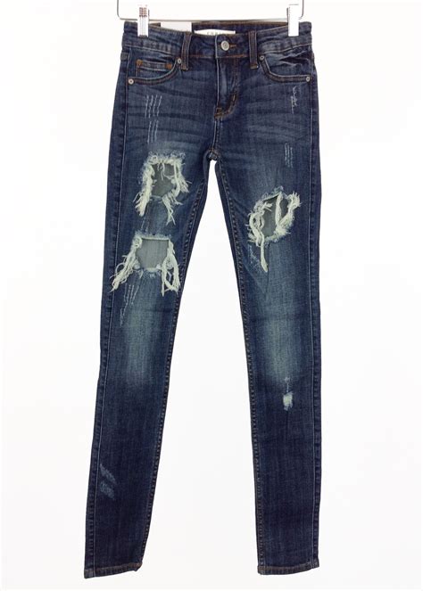 dark wash destroyed skinny jeans | Skinny jeans, Destroyed 