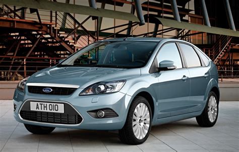 Ford Focus Hatchback 2008 2011 Reviews Technical Data Prices