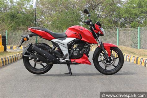 Tvs apache rtr 160 is avaliable in 0 colors. TVS Apache RTR 160 4V Review — A True Entry-Level Race ...