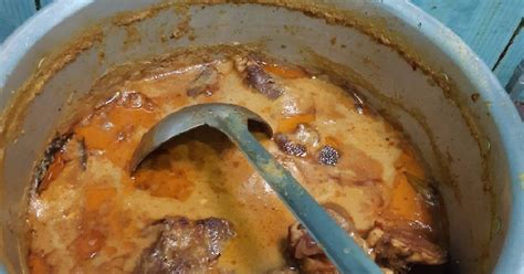 Soalnya, air rebusan ini bisa jadi kaldu untuk sup atau gulai kambing, lho. Resep Kikil Kepala Kambing / 6 resep gulai kikil kambing enak dan sederhana - Cookpad : 2 sendok ...