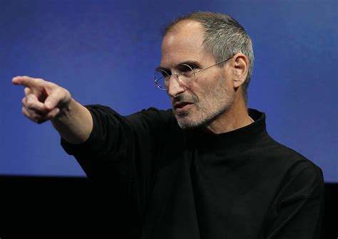 Steve Jobs - Steve Jobs Photos - Apple Unveils New Software For iPhone ...