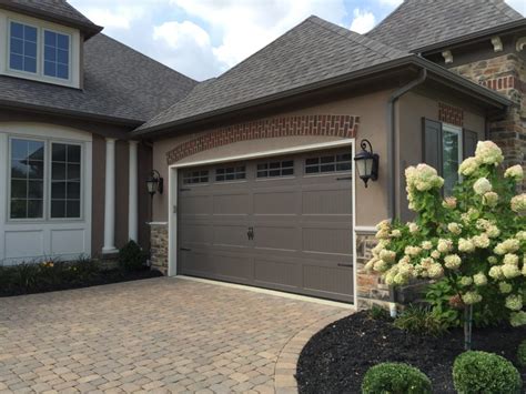 Residential Garage Doors Columbus | Nofziger Doors (614) 873-3905