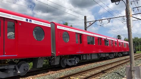 【鉄道】丸ノ内線の赤い新型「2000系」が完成 東京メトロ車両基地に到着