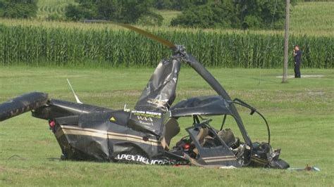 Woman 35 Taken To Hospital With Minor Injuries After Helicopter Crash In Brantford Ont Cbc
