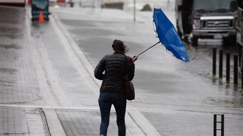 Strong Winds In The Forecast For Bcs South Coast Vancouver Island