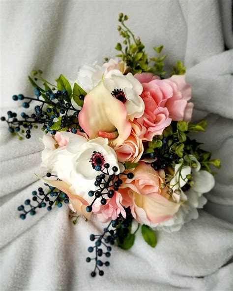 Check us out @ www.princessdecorandgifts.com like us @ www.facebook.com/princessdecor follow us the calla lilly might be unique this way: Find me on Facebook@ Brandie's Bouquets - wedding bouquet ...