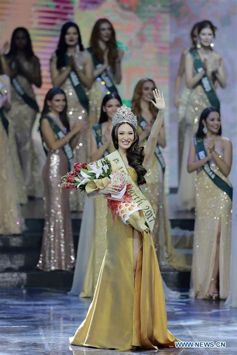 philippines karen ibasco crowned miss earth 2017 xinhua english news cn