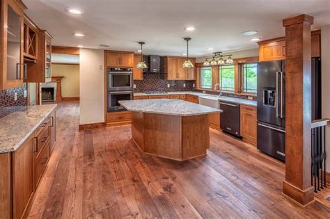 Exploring The Beauty And Benefits Of Cherry Wood Kitchen Cabinets B