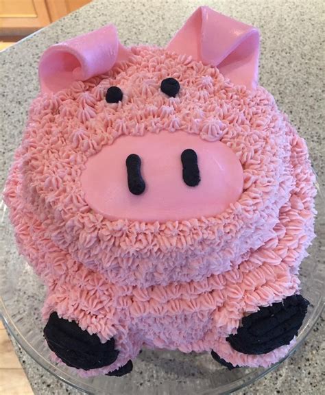 The Pig Cake For Our Pig Roast Birthday Party Pig Birthday Cakes